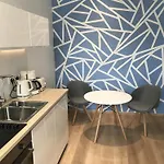 Apartamento Montreuil Holidays Sas *