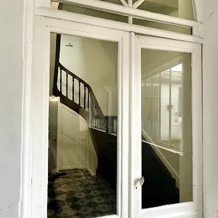 Apartament Montreuil Holidays Sas *