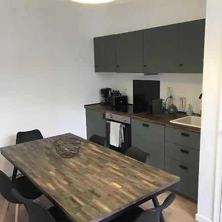 Montreuil Holidays *