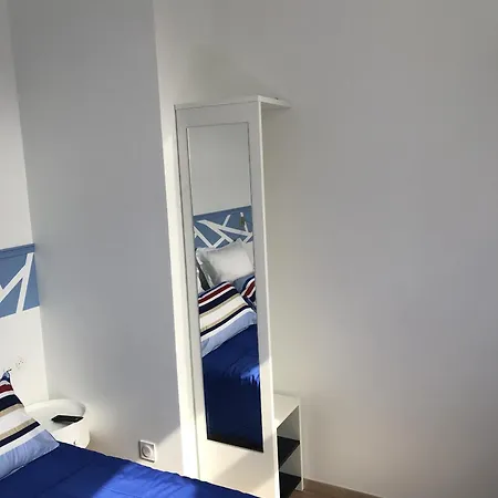 Apartament Montreuil Holidays Sas *