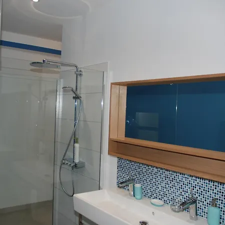 Apartament Montreuil Holidays Sas