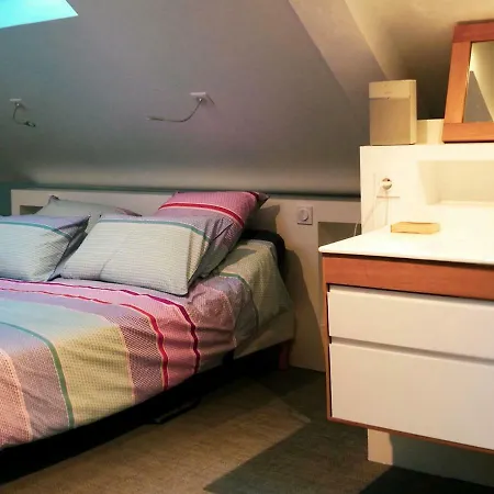 Montreuil Holidays *